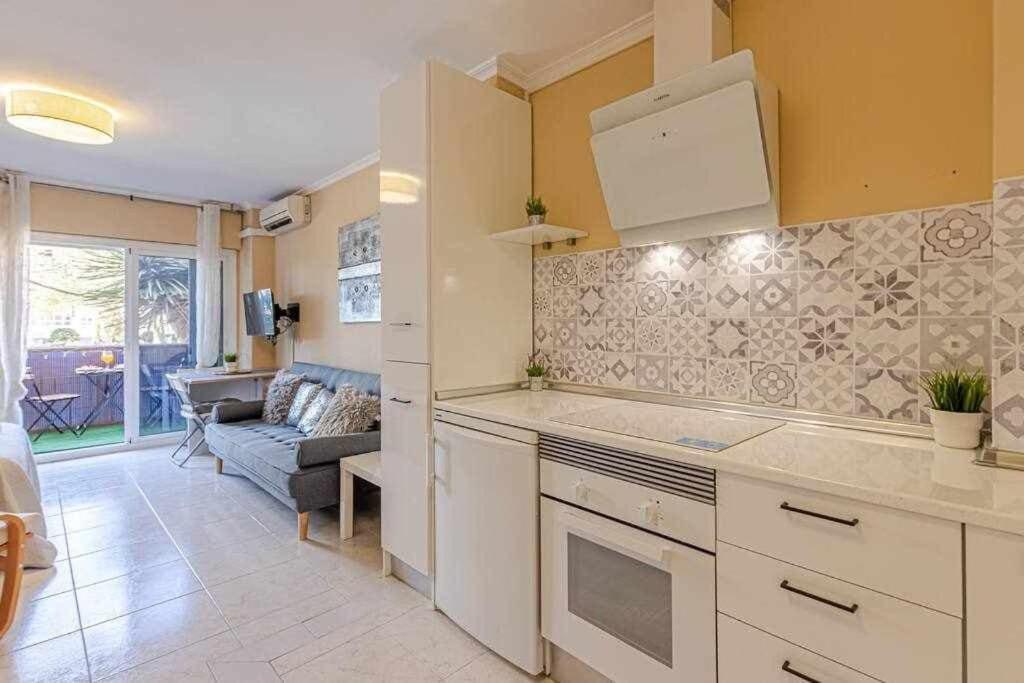 797 Holiday Rentals - Equipado Estudio Cerca Del Parque La Paloma Benalmadena Exterior photo