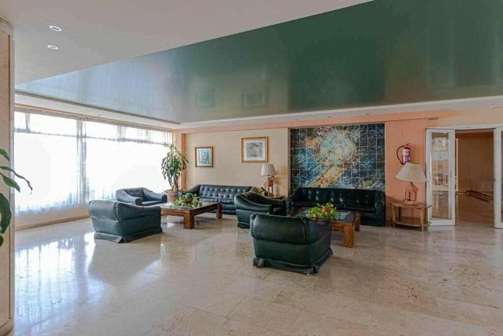 797 Holiday Rentals - Equipado Estudio Cerca Del Parque La Paloma Benalmadena Exterior photo