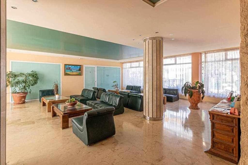 797 Holiday Rentals - Equipado Estudio Cerca Del Parque La Paloma Benalmadena Exterior photo